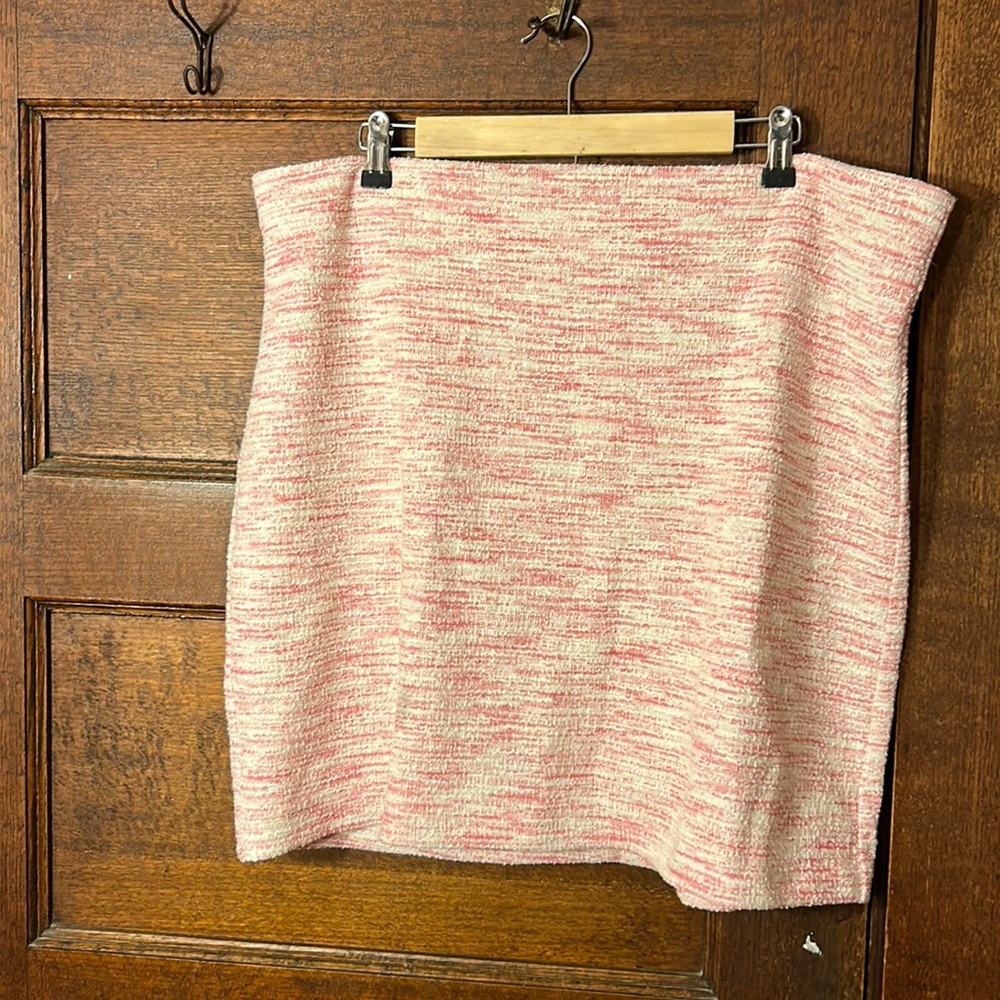 LOFT outlet Pink and White Skirt Stretchy sz 16*